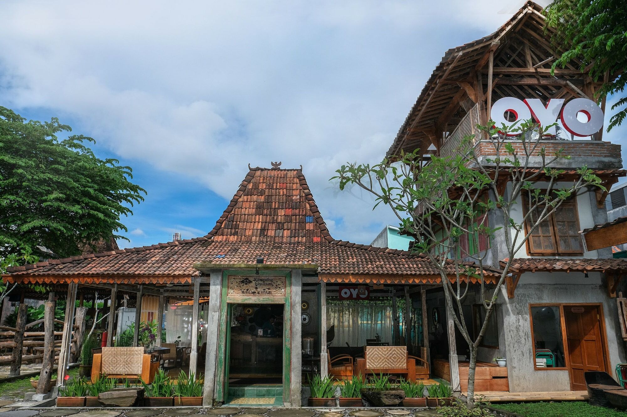 Kampung Lawasan Heritage Cottage Yogyakarta Exterior photo